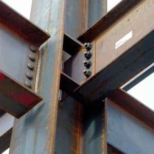 Las columnas metálicas: el soporte firme de una estructura.